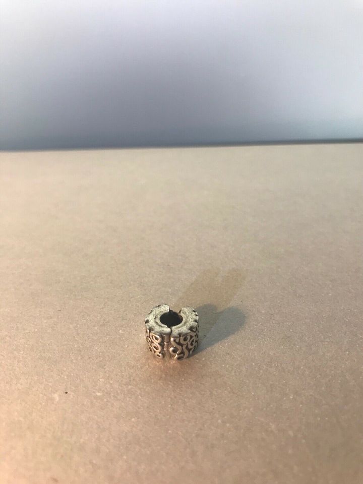 Pandora Charm Clip in Rheinbreitbach