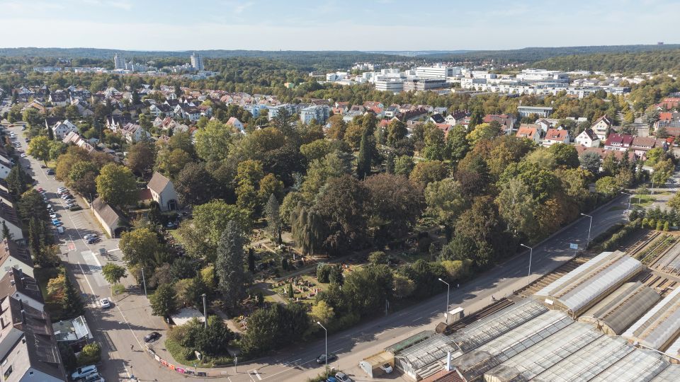 Grundstück mit Wohnhaus und Entwicklungspotential in Stuttgart