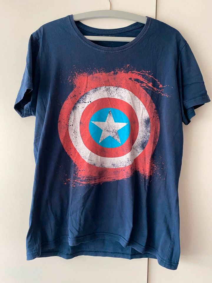 MARVEL Captain America Shirt in Schwanstetten