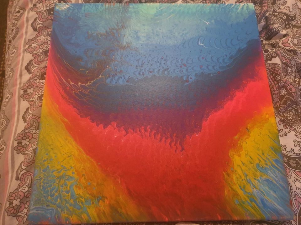 Farbenfrohe Acryl Gemälde "Feuer über den Meer " in Sulz