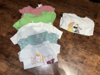 Kleiderpakket Babyoberteile Shirt T-Shirts Tops Gr. 80 Saarland - Schwalbach Vorschau