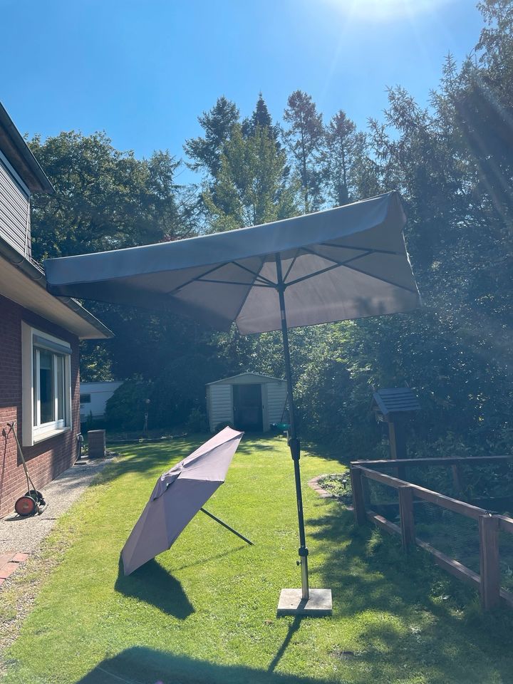 Großer Sonnenschirm in Dötlingen