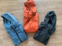 Windjacke Regenjacke Tchibo Gr. M + L Blau Orange Wandsbek - Hamburg Farmsen-Berne Vorschau