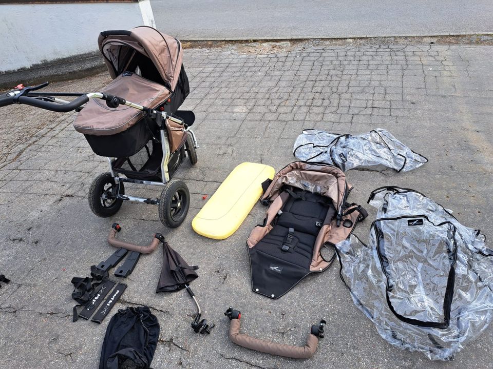 tfk Joggster Multiwanne Regenschutz Sonnenschirm in Oberaudorf