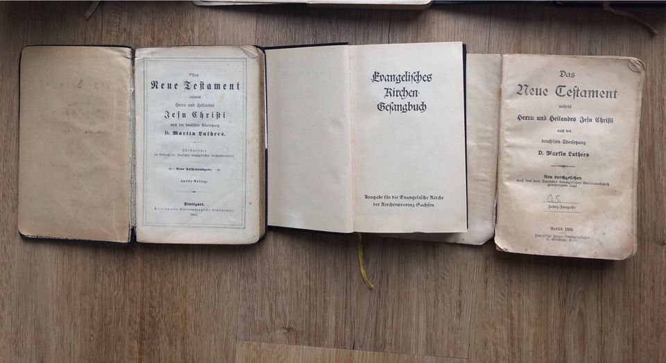 Alte / historische Bücher aus der Kirche / Bibel / Gesangsbücher in Wilsdruff