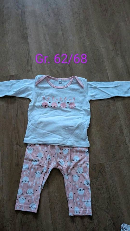 Babysachen 25 teiliges  Set Gr. 62/68 in Wandlitz