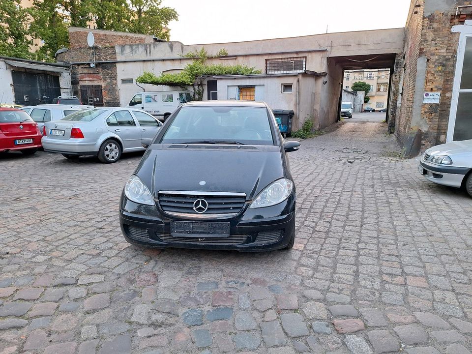 Mercedes Benz A-Klasse Automatik in Berlin