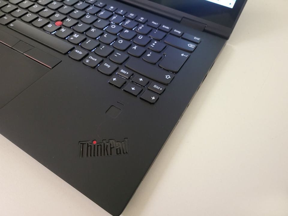 Lenovo Thinkpad X1 Yoga 3.Gen Convertible 14" WQHD IPS i5 8350U 8 GB 256 GB SSD Gebrauchtgerät - SIK-EDV 399,00* in Bremerhaven