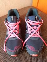 Reebok Running Sportschuhe Sneaker schwarz pink weiß Gr. 42 Niedersachsen - Unterlüß Vorschau
