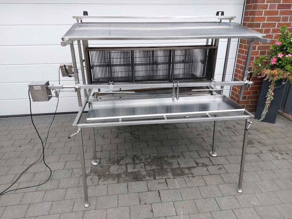 Spanferkelgrill MIETEN Doppel Grill leihen Spanferkel Lamm Hähnch in Beelen