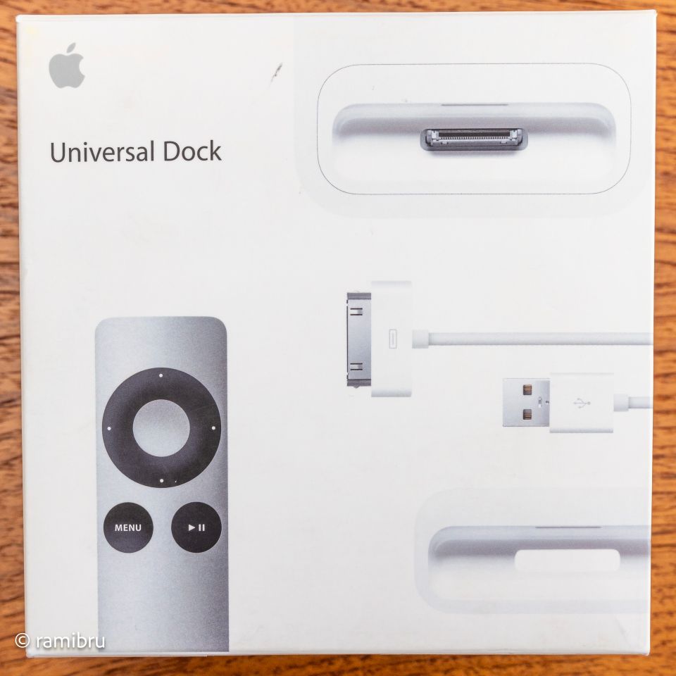 Apple Universal Dock MC746ZA/A in Hamburg
