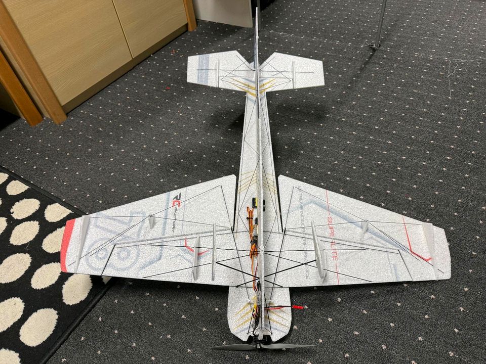 Slick RC Factory Indoor Hallenflieger RC in Schrobenhausen