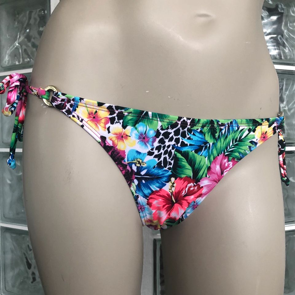 HUNKEMÖLLER BIKINI Hawaii Hibiskus tropic bunte Blumen Gr. XS NEU in Leipzig