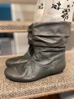 Clarks Stiefeletten grau Gr. 38 / Gr. 5 Stiefel Schleswig-Holstein - Glinde Vorschau
