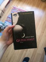 House of night - Gezeichnet/betrogen Teil 1 und 2 Bücher Niedersachsen - Achim Vorschau