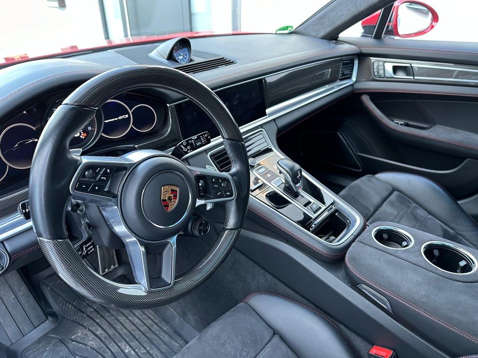 Porsche Panamera GTS Sport Turismo (Inkl. MwSt.) (Inzahlungnahme) in Weissach im Tal