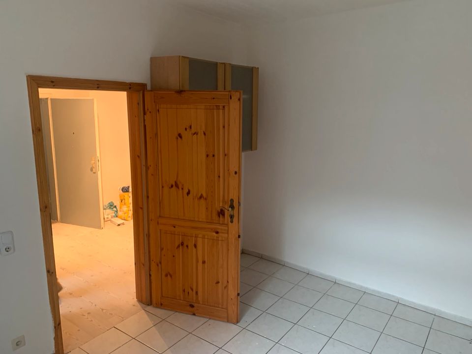 ❗️2 Zimmer + Küche + Diele + Bad mit Wanne und Fenster WG in Wuppertal