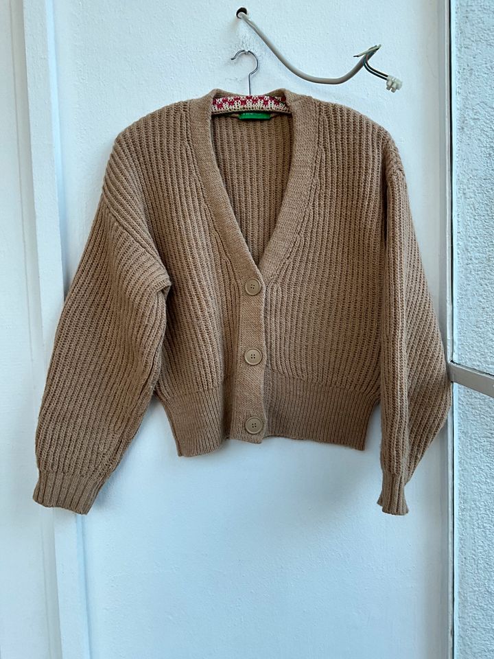 Benetton Strickjacke cardigan in Wiesbaden