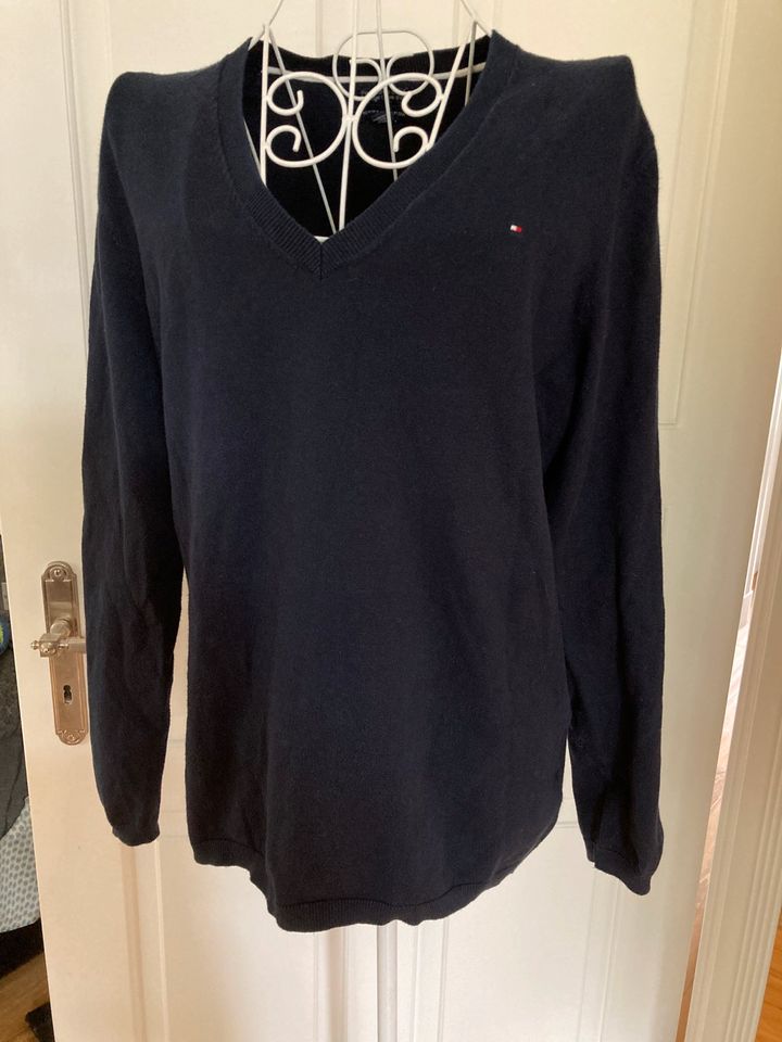 Tommy Hilfiger Pullover Gr L in Hamburg