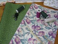 Laura Ashley 70er/80er Stoffreste Green Plum Patchwork/Basteln Rheinland-Pfalz - Sankt Aldegund Vorschau