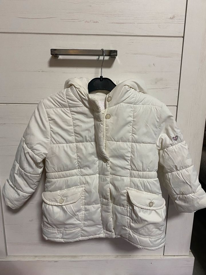 Mädchen Winterjacke Gr. 92 in Gelsenkirchen