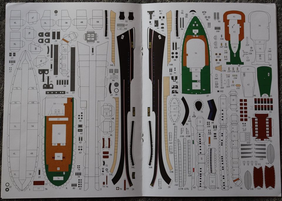 Kartonmodell Hochseeschlepper ELBE/CLYDE M: 1:250 in Stade