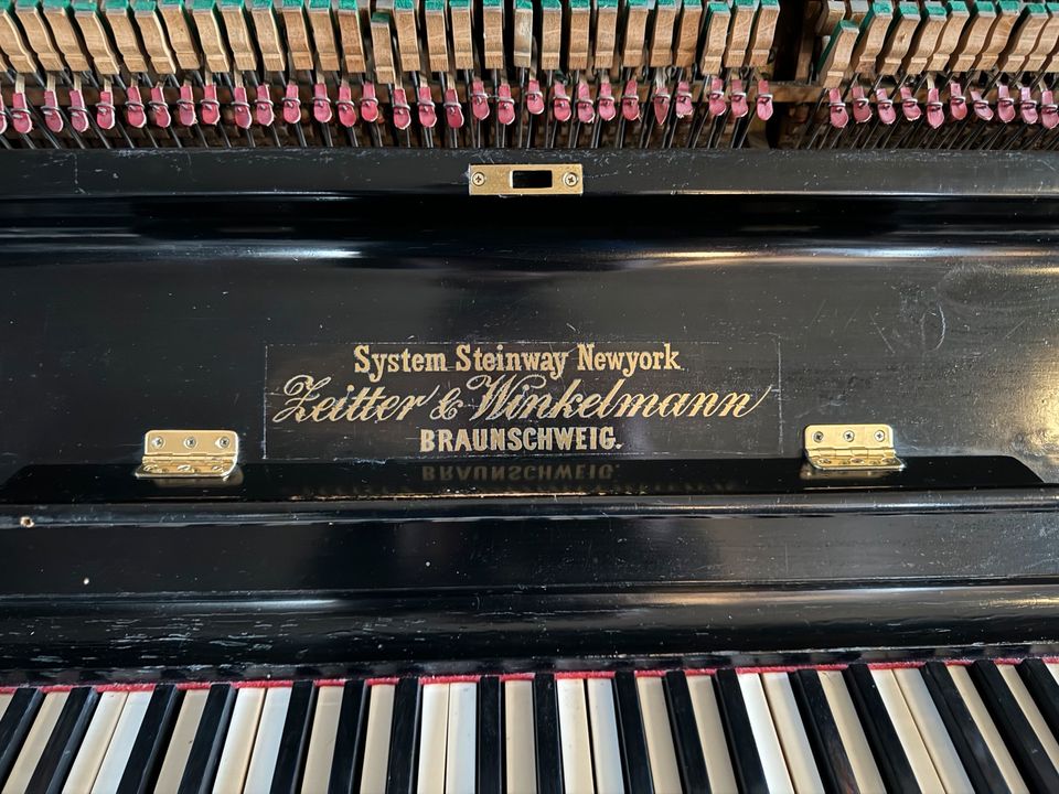 Klavier / Konzertklavier in Uelzen