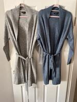 2x Strickjacken/Cardigan in grau und blau Niedersachsen - Haselünne Vorschau