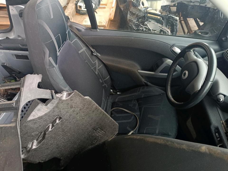 Smart 451 Cabrio Panele Kotflügel Türe  Sitz Achse Lenkung in Oberboihingen