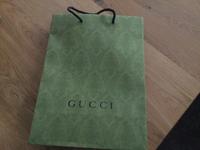 Sandalen von Gucci mit allem Zubehör Größe 39 Berlin - Spandau Vorschau
