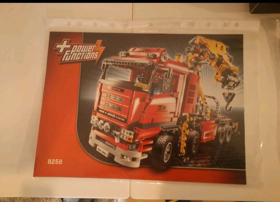 w. NEU Lego❌ technic 8258 Schwenkkran LKW Kran Truck & Anleitung in Berlin