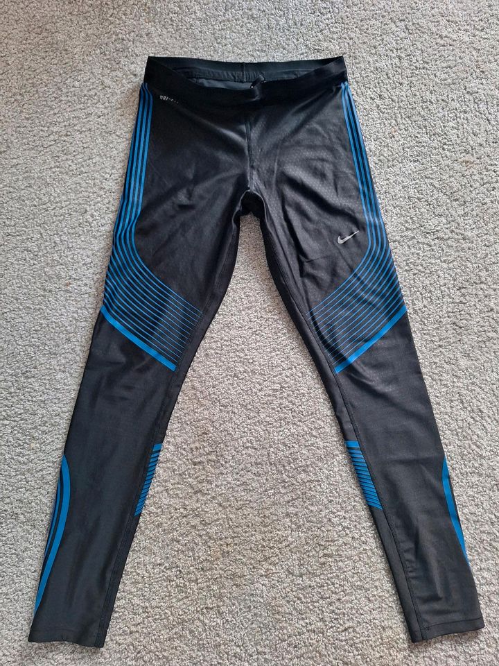 NEUE Lauftight Leggings von Nike Gr. M in Unterschleißheim