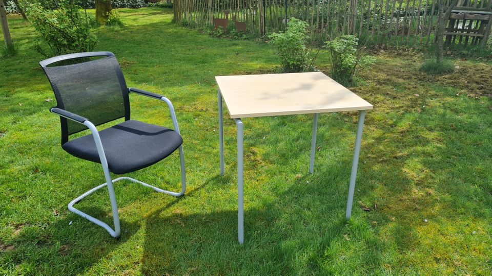 Büro- / Seminarausstattung - 16 Tische + 16 Stühle - zu verkaufen in Fredenbeck