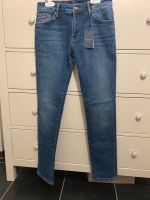 Hackett London Jeans Größe 164 Nordrhein-Westfalen - Roetgen Vorschau