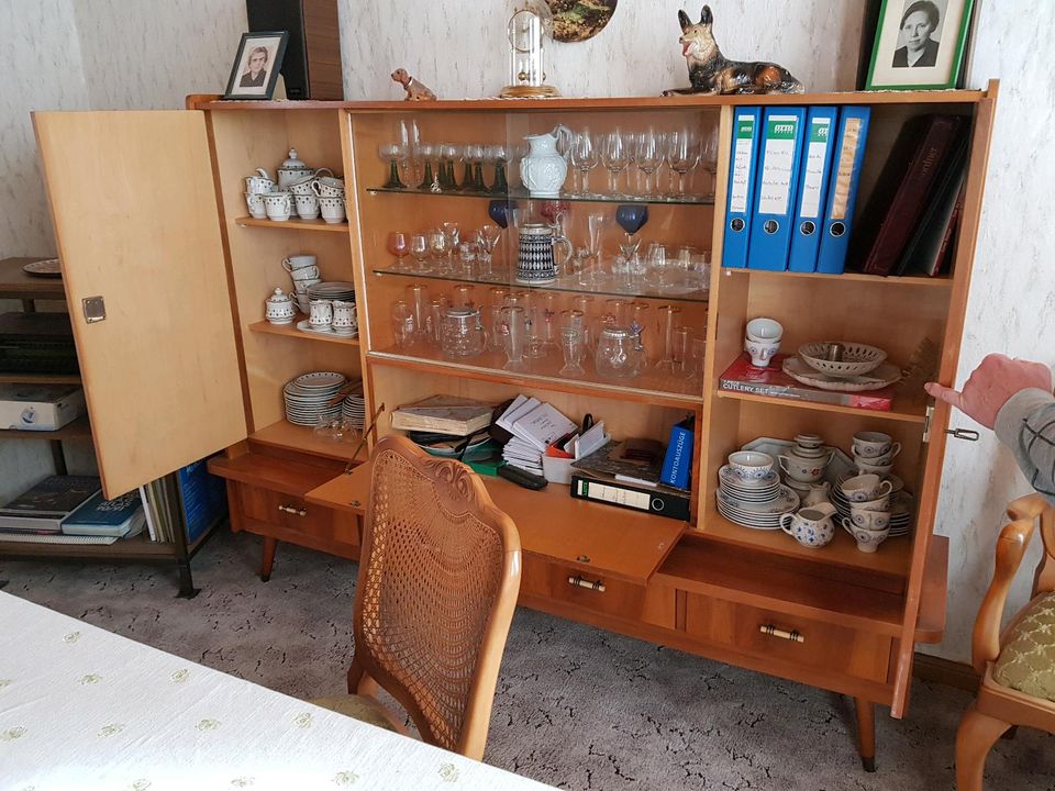 Wohnzimmerschrank Wohnzimmer Wohnwand Retro Vintage Auflösung in Stadthagen