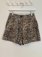 ZARA Shorts Leoprint (XS) Walle - Handelshäfen Vorschau
