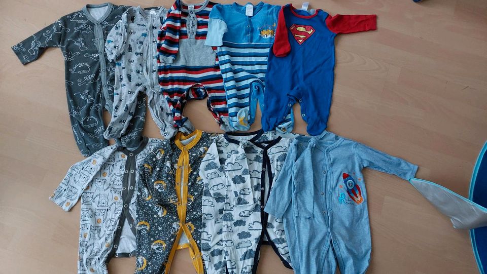 XXL Paket Babykleidung Größe 62 68 in Gelsenkirchen