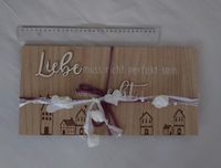 Geschenk Hochzeit Holz Liebe muss nicht perfekt sein sondern echt Bayern - Würzburg Vorschau