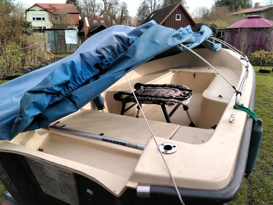 Angelboot mit Motor und Trailer in Godendorf