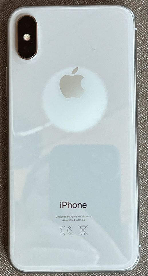 iPhone X ✨Weiß ✨ 256GB ✨Akku 95% in Marsberg