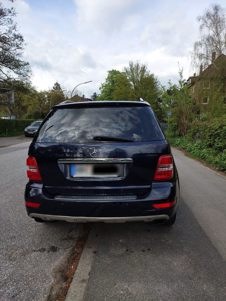 Mercedes ML 280 in Hamburg