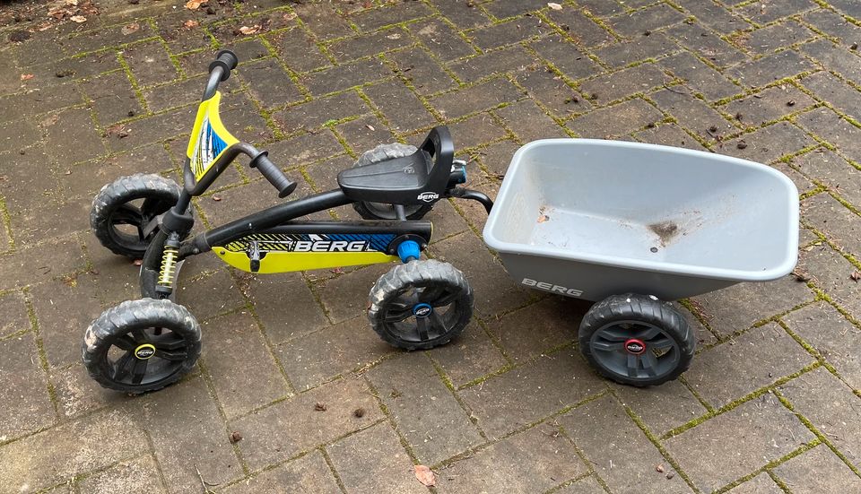 Berg Kettcar/Gokart  mit Anhänger in Wolsfeld