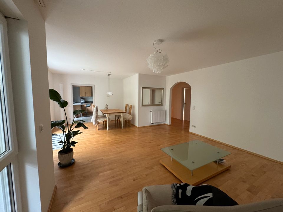 Gehobenes Wohnen auf zwei Etagen in Nähe Dutzenteich in Nürnberg (Mittelfr)