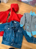 Drei Jacken/ Jeansjacke/ Stoffjacke/ Strickjacke Berlin - Köpenick Vorschau