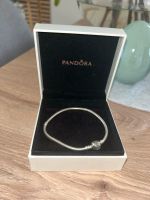 Pandora Armband 20cm wie neu !!! Nordrhein-Westfalen - Bergisch Gladbach Vorschau