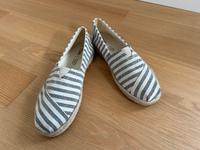 TOMS Espadrilles Gr. 39 blau-weiß Hamburg-Nord - Hamburg Barmbek Vorschau