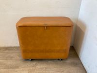 #A DDR Wäschetruhe Wäschepuff Kunstleder braun Midcentury Sachsen - Burgstädt Vorschau