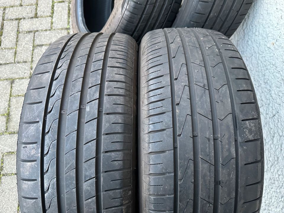 4x 215 55 17 Hankook 2x tristar 2x / Sommerreifen sehr gut in Gelsenkirchen