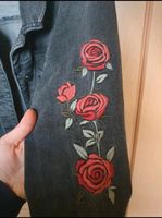 Jeansjacke mit Rosenprint Nordrhein-Westfalen - Anröchte Vorschau