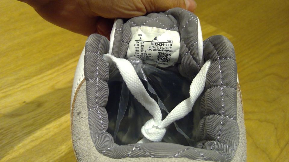 Jordan 3 A MA MANIERE gr.39 in Gelnhausen